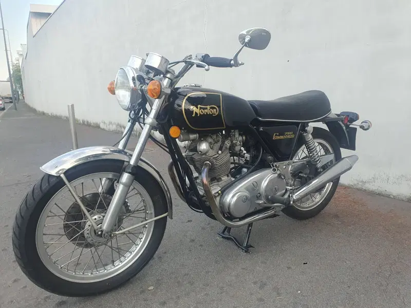 Norton Commando  (10)