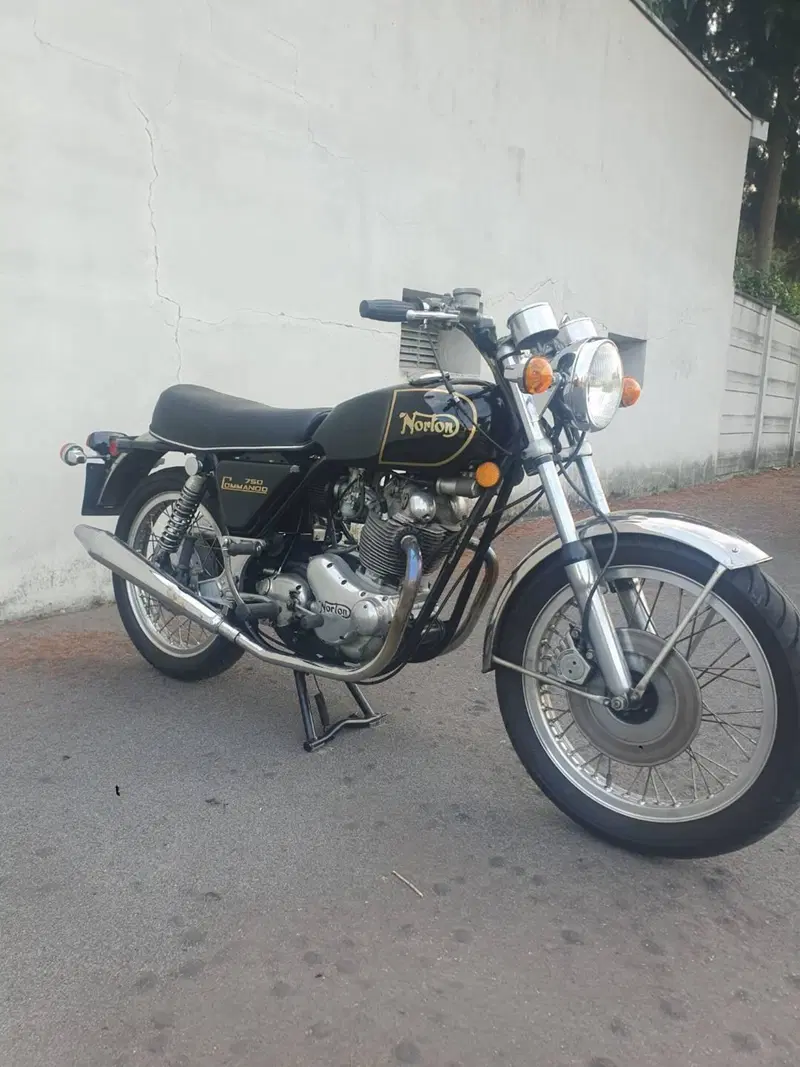 Norton Commando  (14)