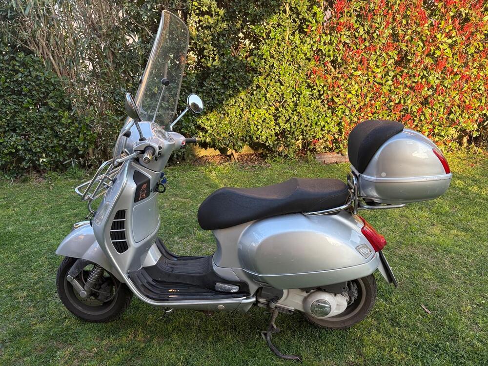 Vespa GTS 250 i.e. (4)