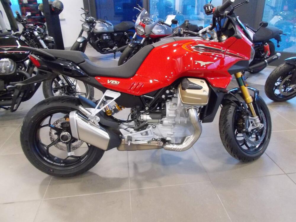Moto Guzzi V100 Mandello S (2022 - 24) (2)