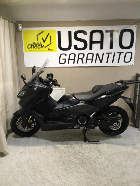 Yamaha T-Max 560 (2022 - 24) (2)