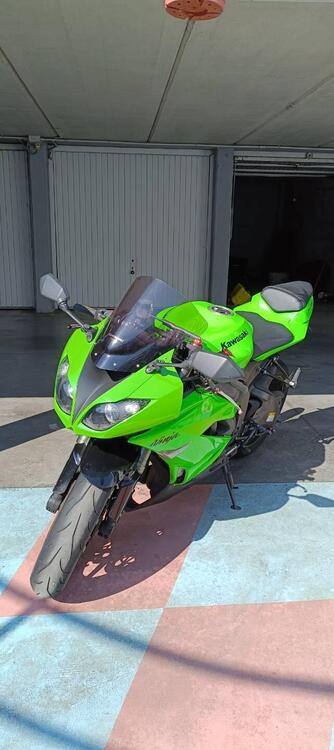 Kawasaki Ninja 600 ZX-6R (2009 - 16) (2)