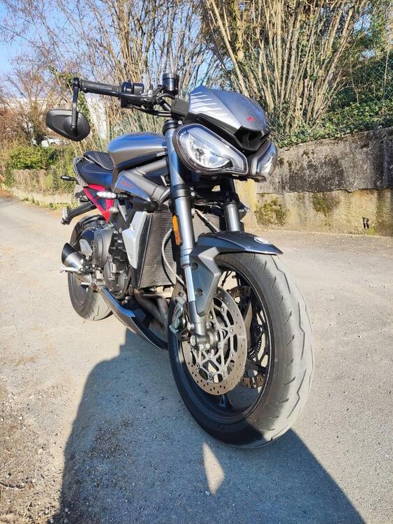 Triumph Street Triple RS (2020 - 22) (2)