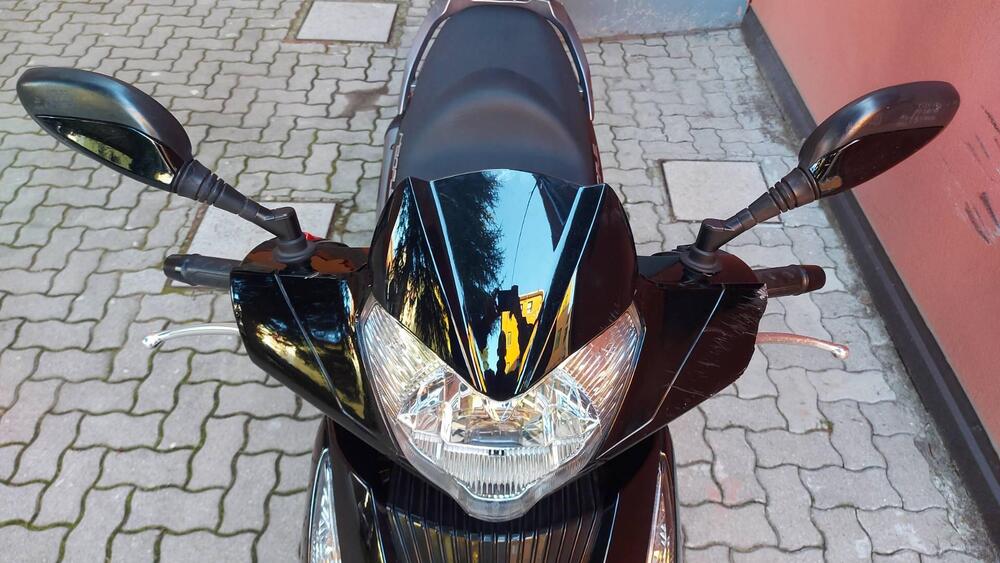 Kymco People 200i GT (2010 - 17) (3)