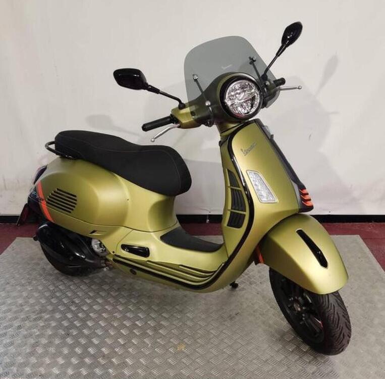 Vespa GTS 300 Super (2023 - 24)