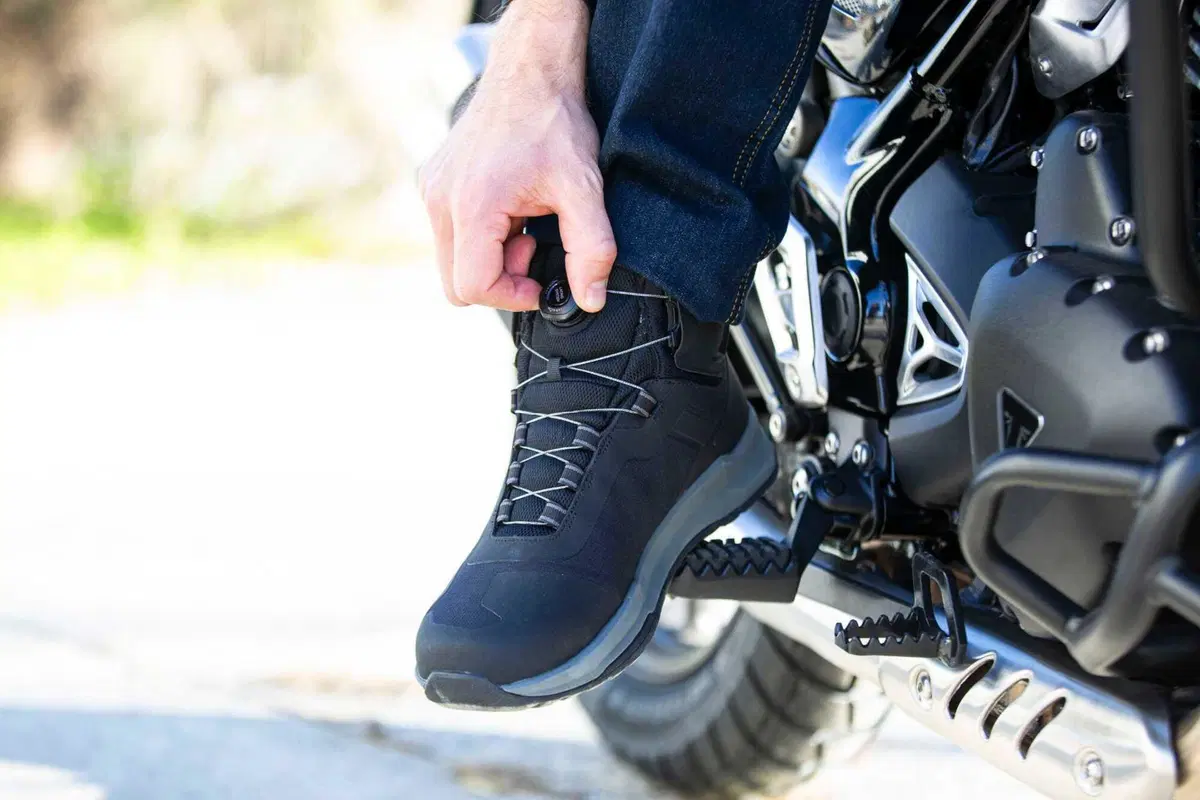 Scarpa tecnica Eleveit Discover WP (3)