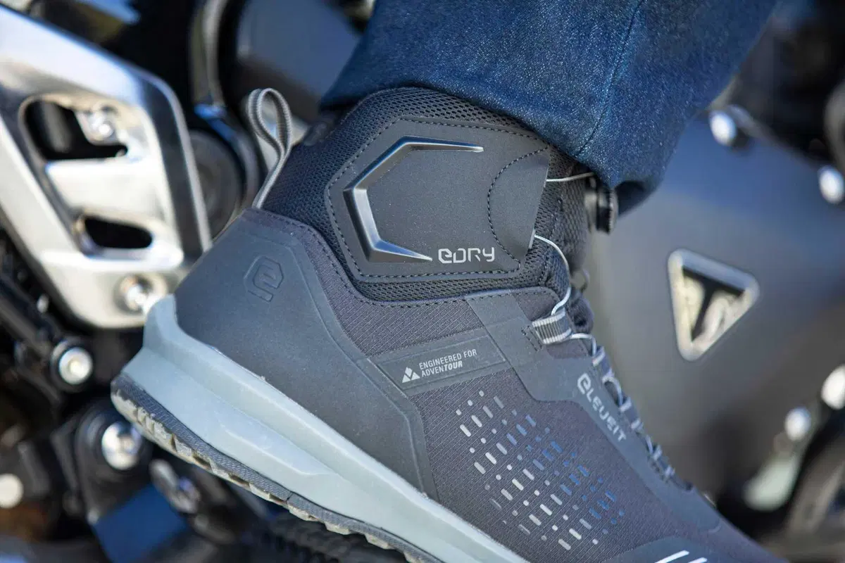 Scarpa tecnica Eleveit Discover WP (6)