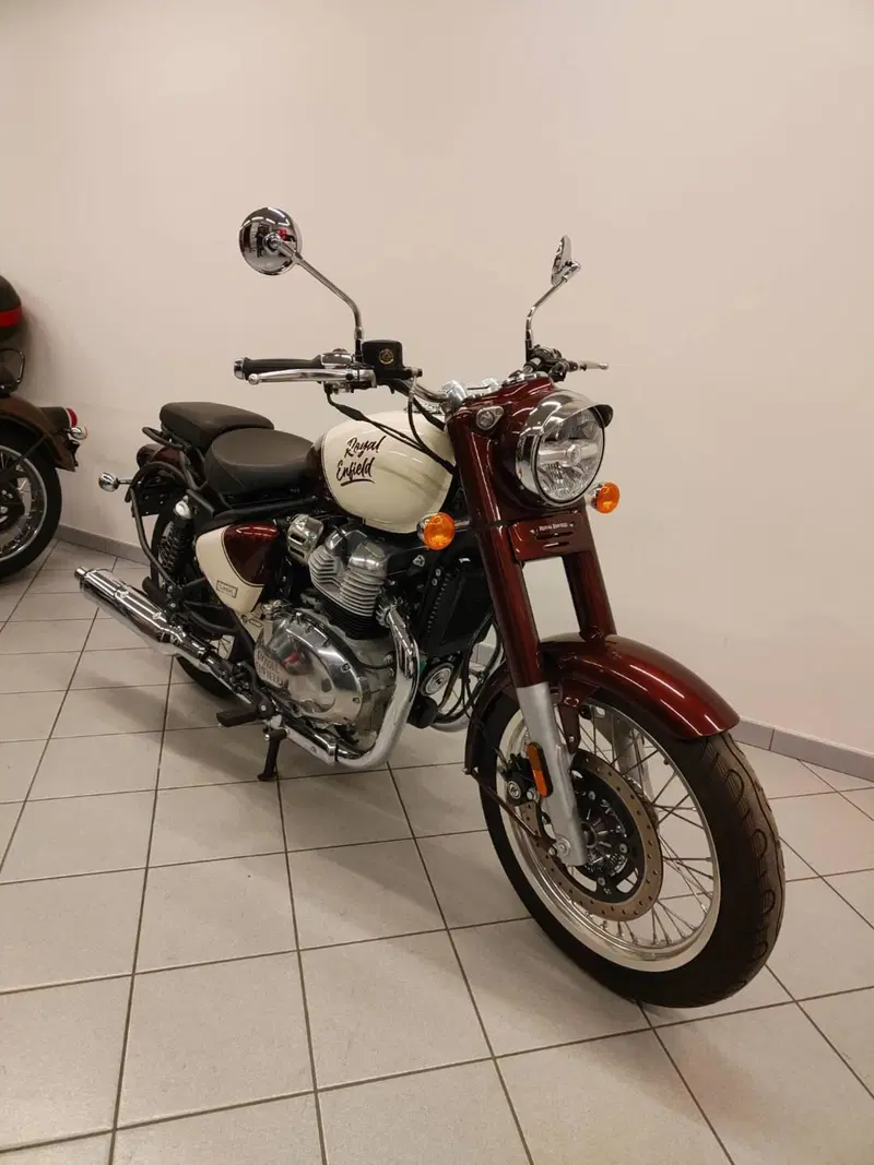 Royal Enfield Classic 650 (2025 - 26) (5)