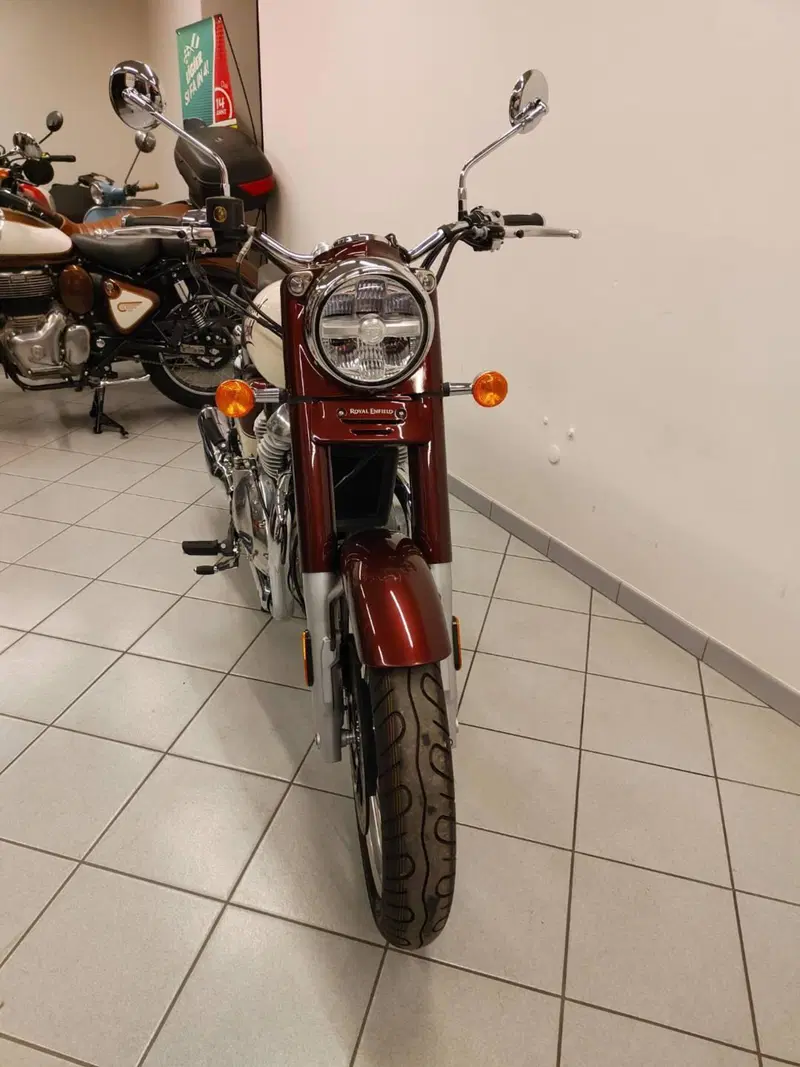 Royal Enfield Classic 650 (2025 - 26) (8)