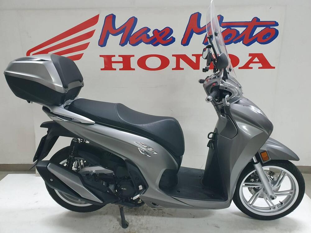 Honda SH 350 (2021 - 24) (2)