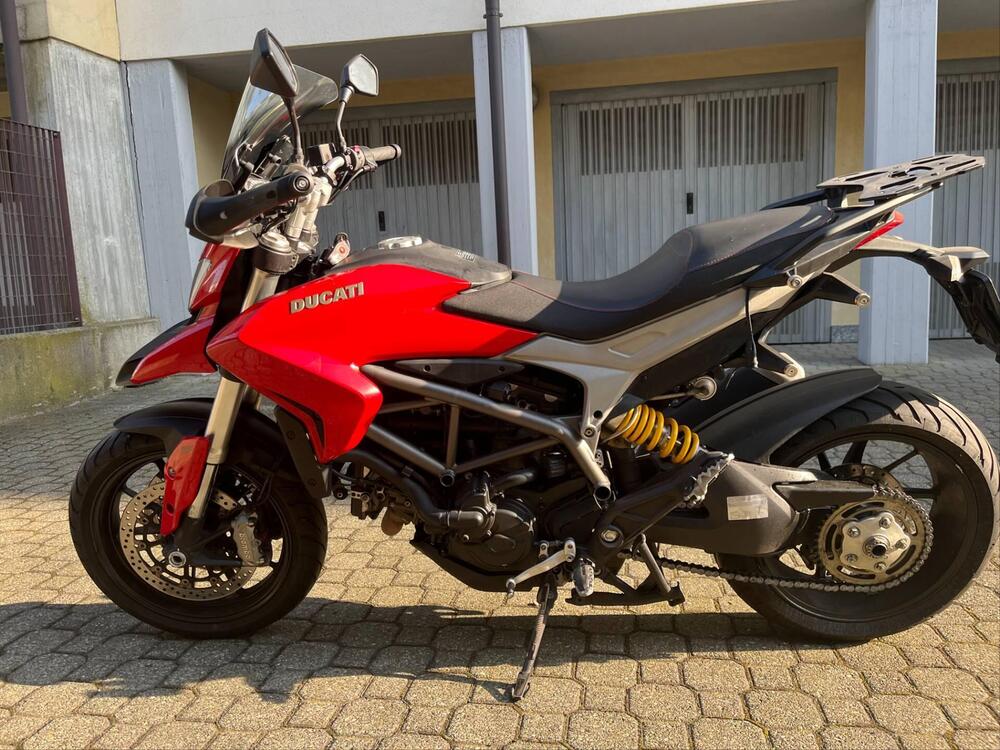 Ducati Hyperstrada 821 (2013 - 15) (5)