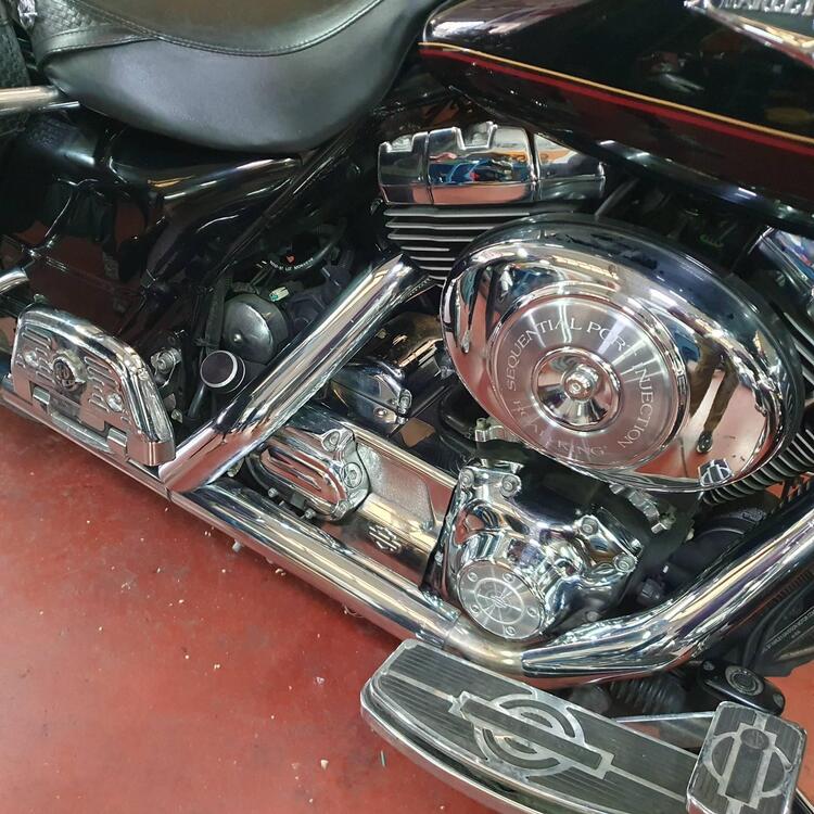 Harley-Davidson 1450 Road King Classic (1999 - 02) - FLHRCI