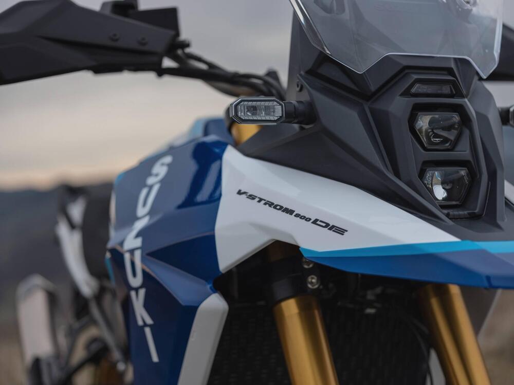 Suzuki V-Strom 800DE Djebel (2024) (2)