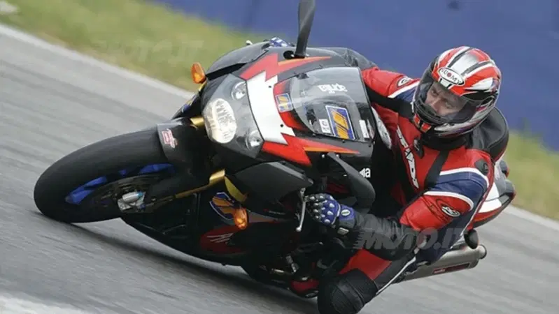 Rivedremo l'Aprilia RSV 1000?