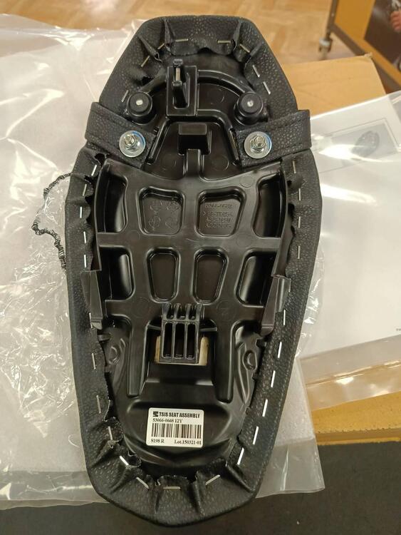 Sella passeggero Kawasaki Z900 (3)