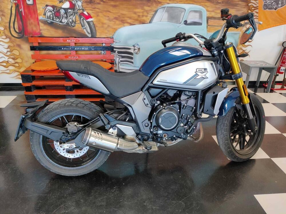 CFMOTO 700CL-X Heritage (2021 - 25)