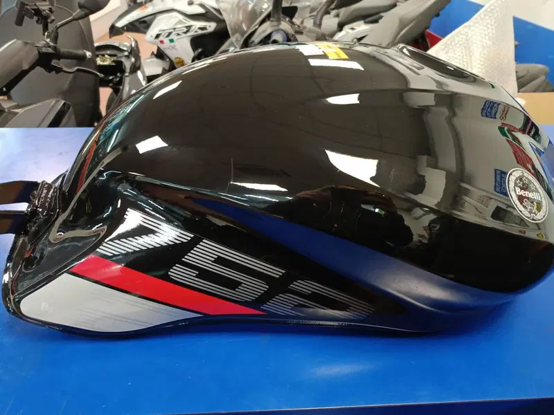 Serbatoio Benelli 752s