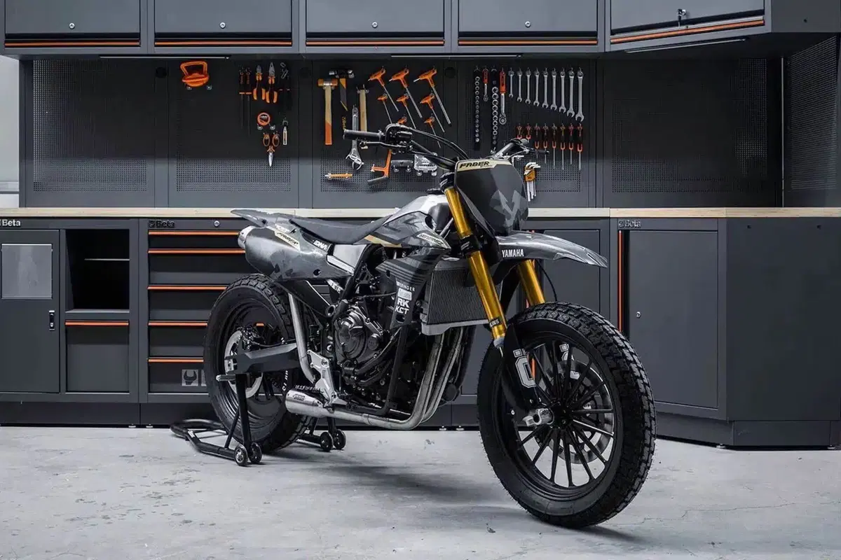 Una Tènèrè mai vista prima! Rough Crafts stravolge la T7 in una flat track (3)