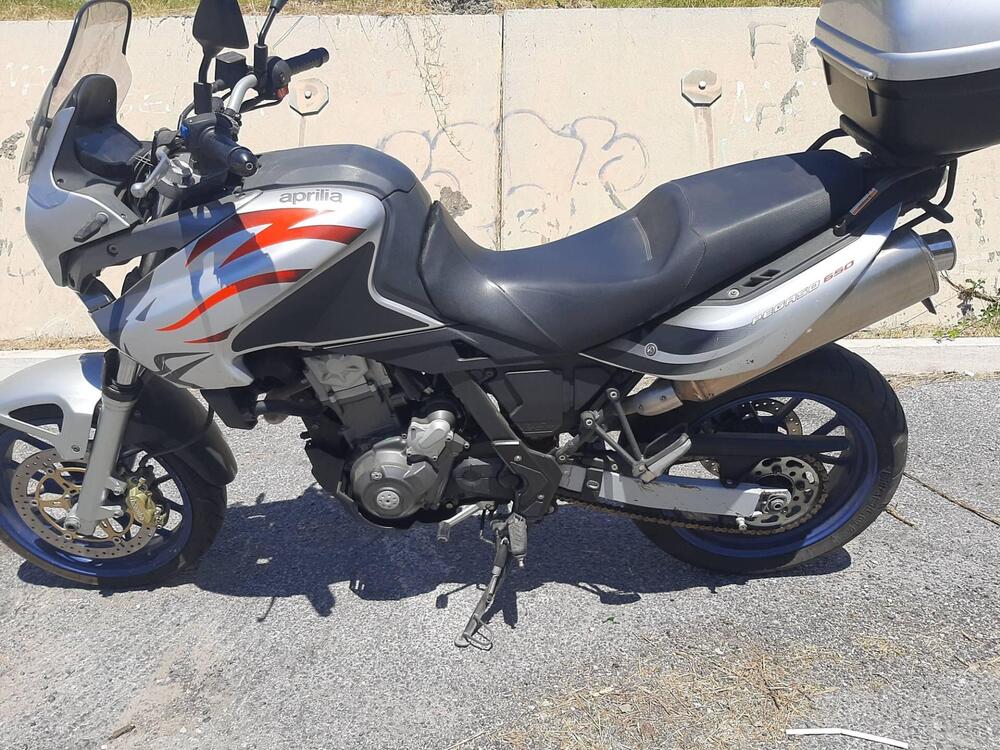 Aprilia Pegaso 650 Strada (2005 - 11) (5)