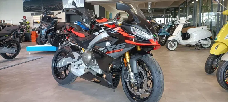 Aprilia RS 660 Factory (2025 - 26) (2)