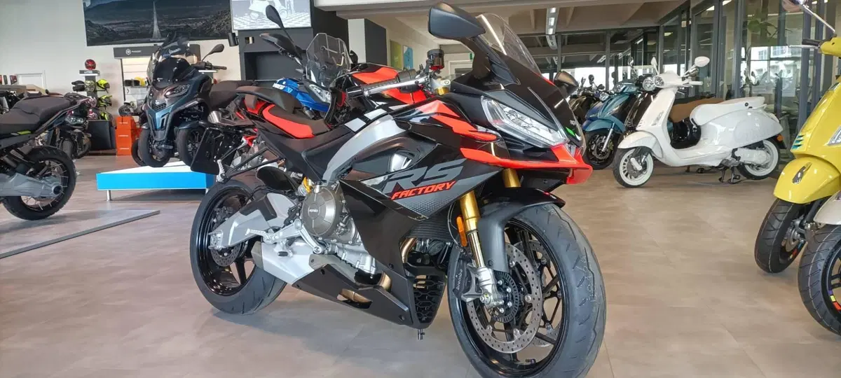 Aprilia RS 660 Factory (2025 - 26) (2)