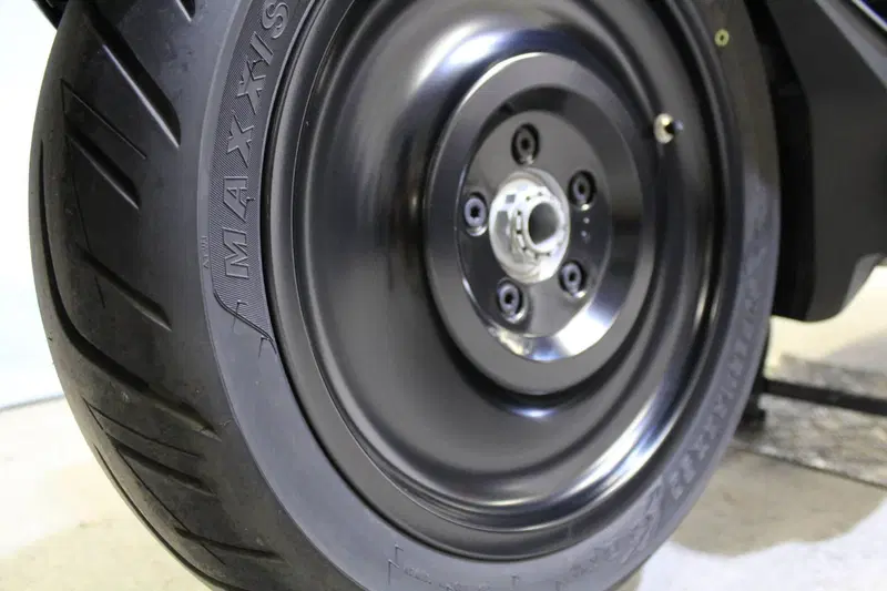 Bmw CE 04 (2021 - 25) (6)
