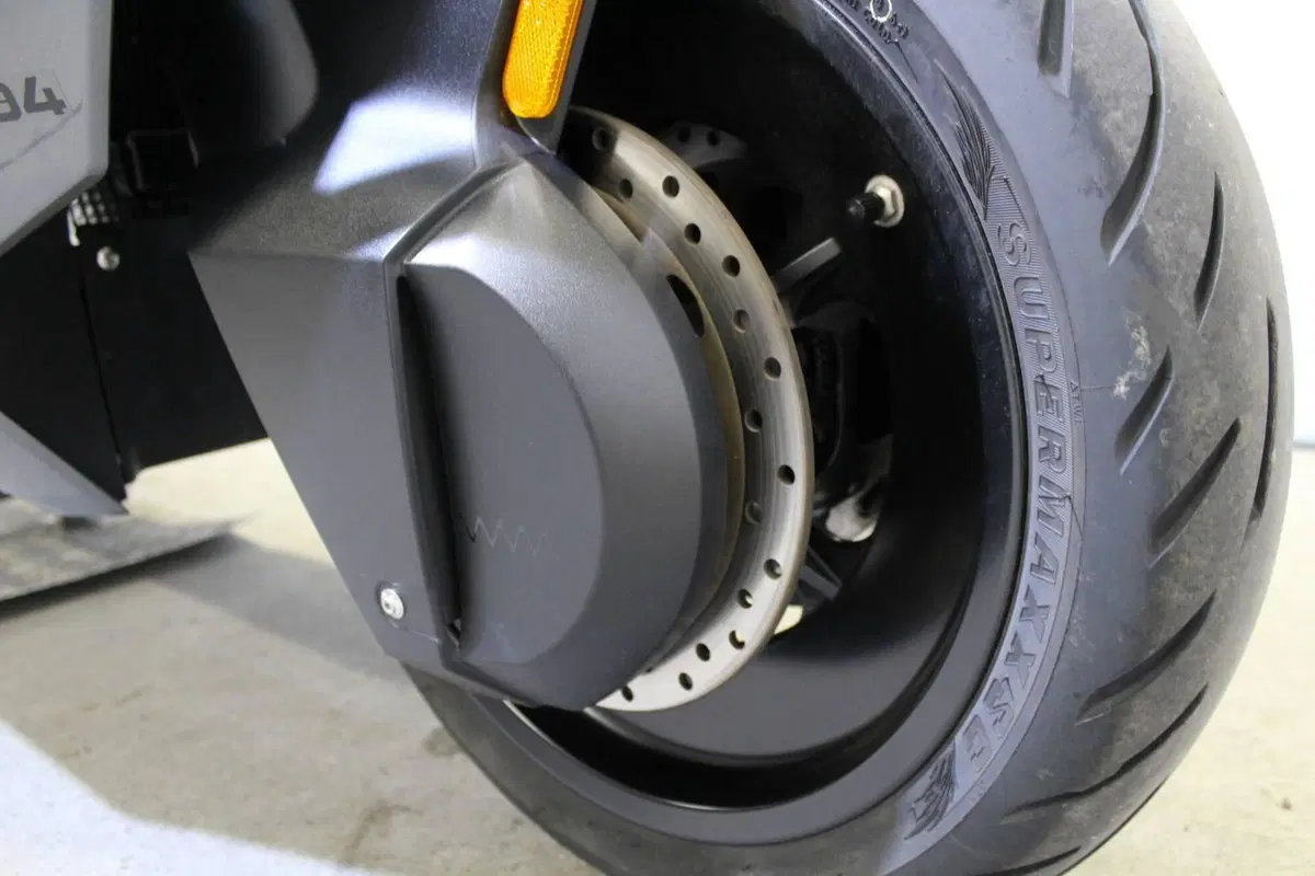 Bmw CE 04 (2021 - 25) (7)