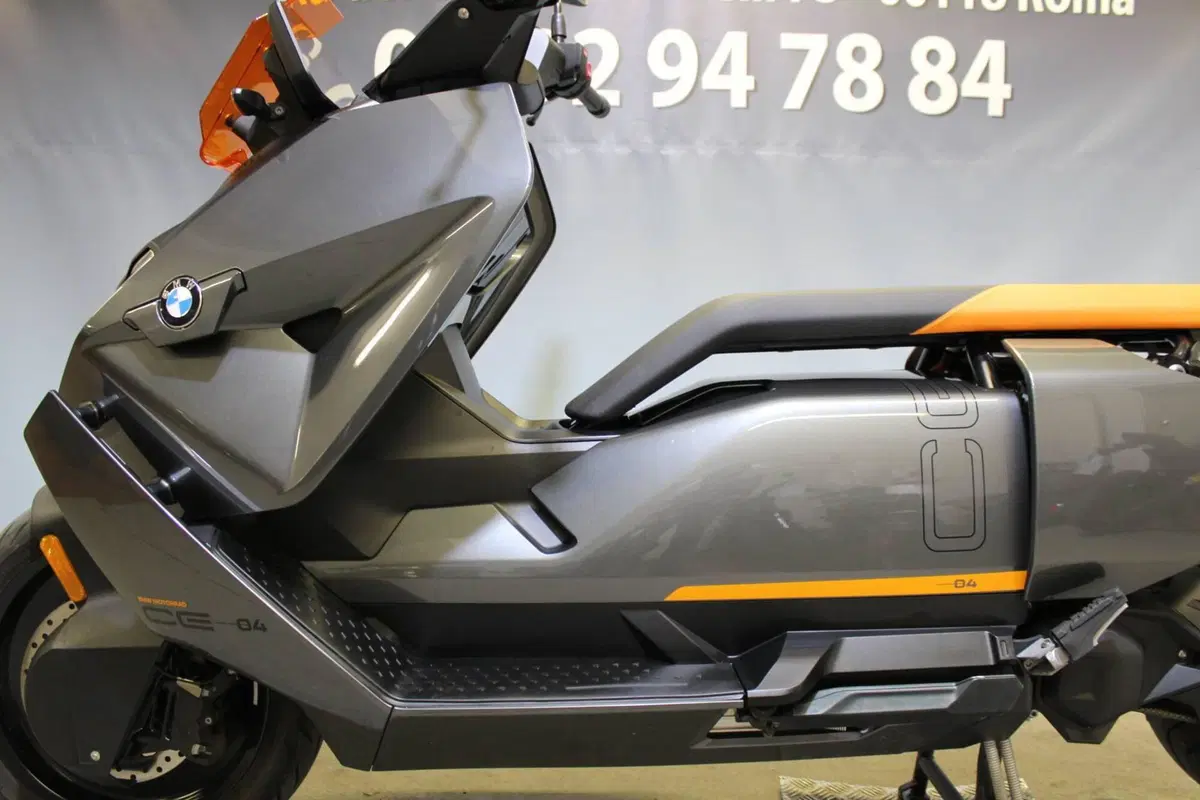 Bmw CE 04 (2021 - 25) (16)