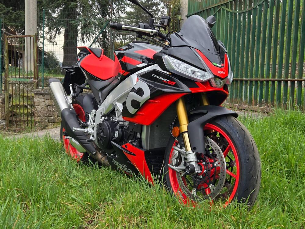 Aprilia Tuono 1100 V4 Factory (2021 - 24) (4)