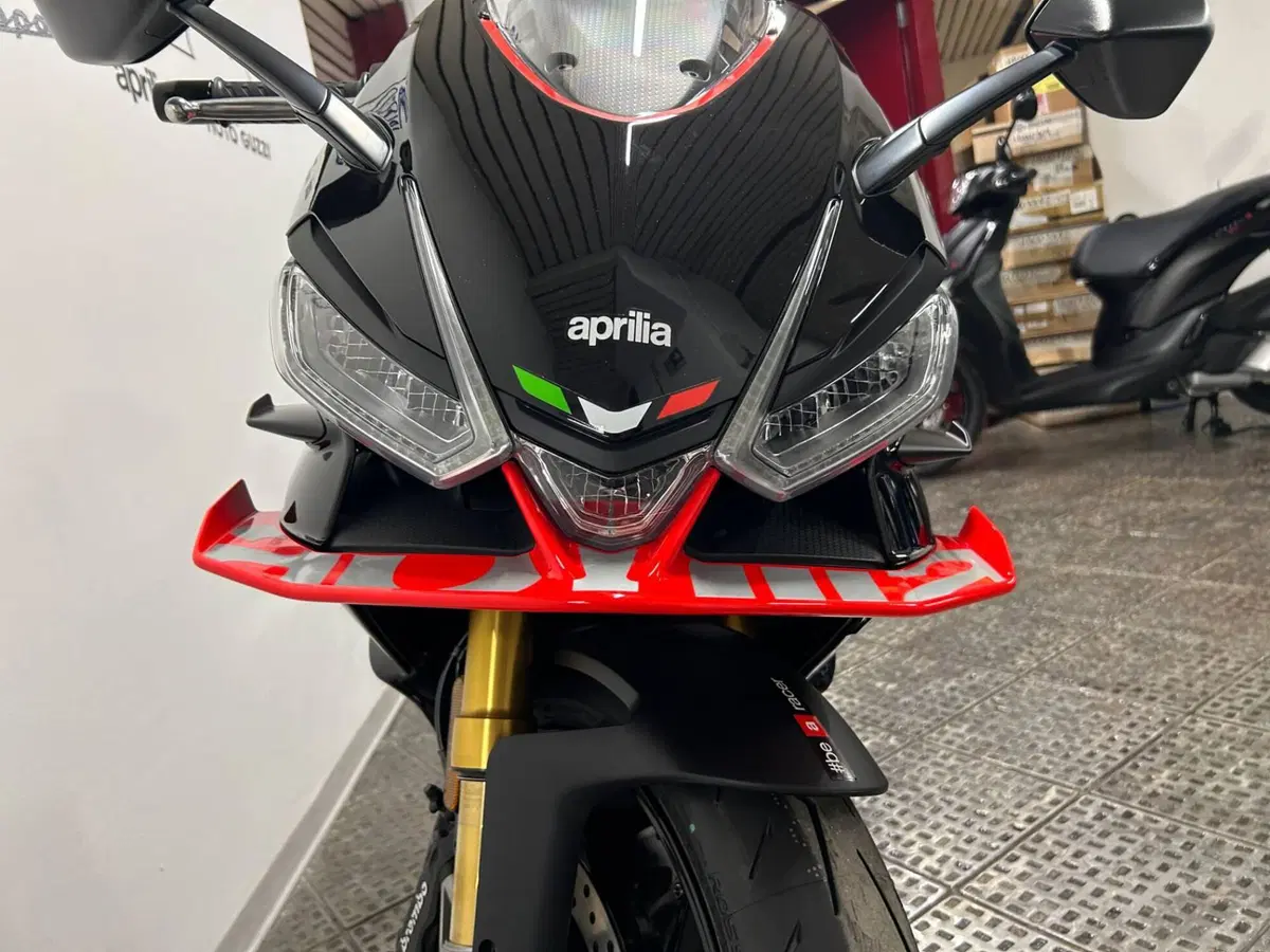 Aprilia RS 660 Factory (2025 - 26) (4)