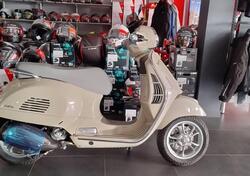 Vespa GTS 300 (2023 - 24) nuova