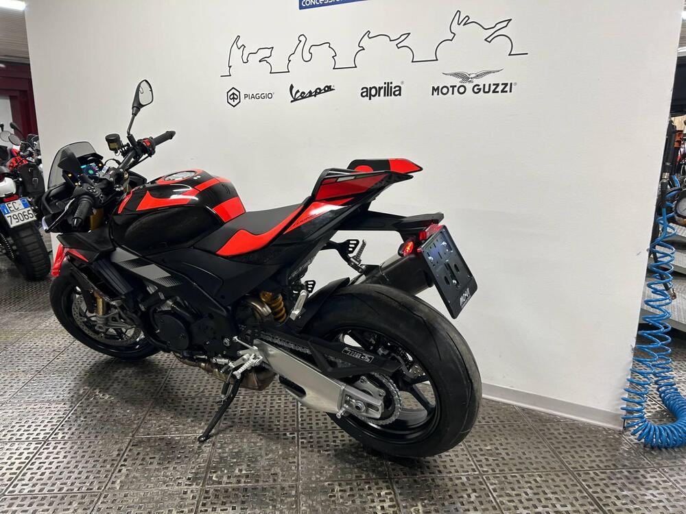 Aprilia Tuono 1100 V4 Factory (2025) (2)