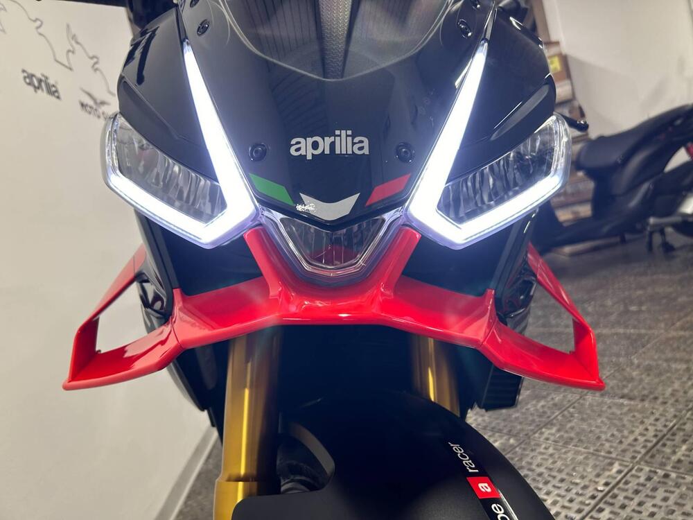 Aprilia Tuono 1100 V4 Factory (2025) (4)