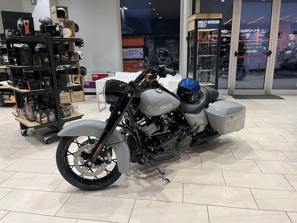 Harley-Davidson 114 Road King Special (2019 - 20) - FLHR (2)