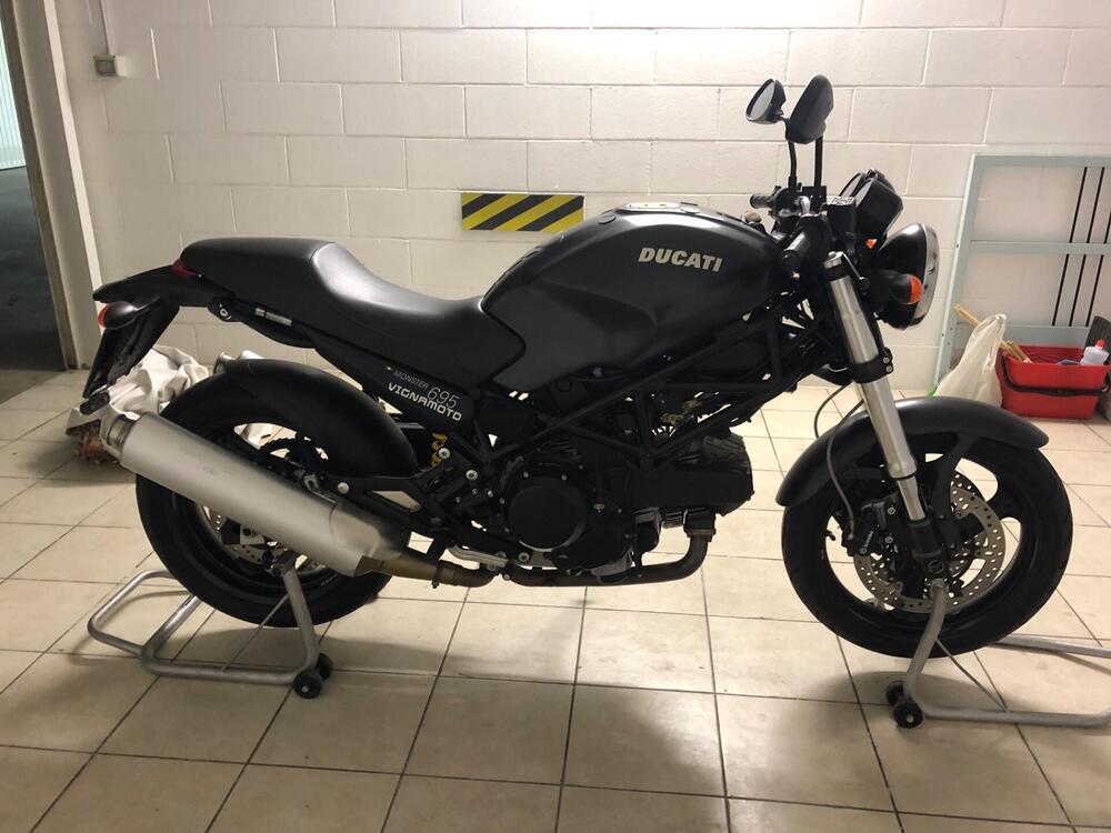 Ducati Monster 695 (2006 - 08) (2)