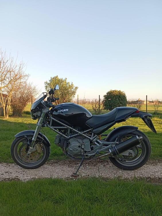 Ducati Monster 620 I.E. Dark (2002) (5)