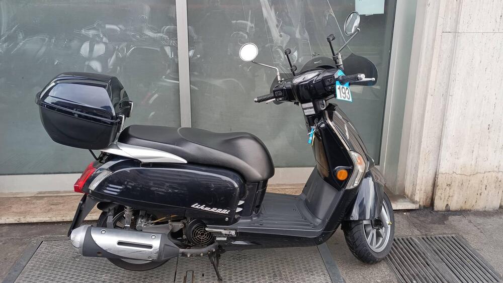 Kymco Like 200i LX (2009 - 16) (3)