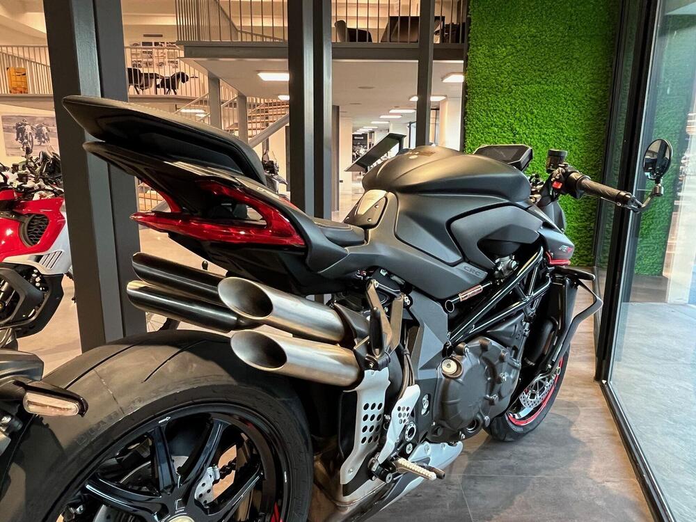 MV Agusta Brutale 1000 RR (2021 - 25) (5)