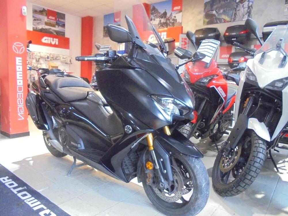 Yamaha T-Max 560 Tech Max (2021)