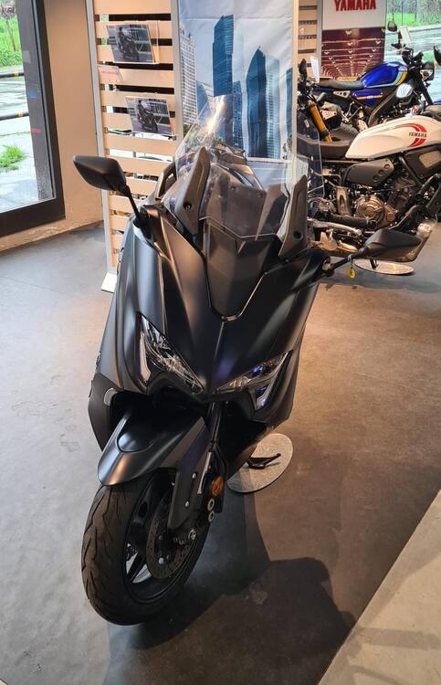 Yamaha T-Max 560 (2020 - 21) (3)