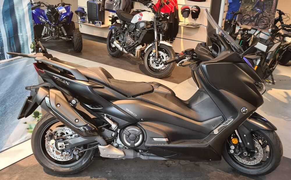 Yamaha T-Max 560 (2020 - 21)