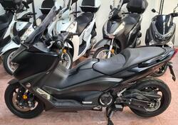 Yamaha T-Max 560 (2020 - 21) usata