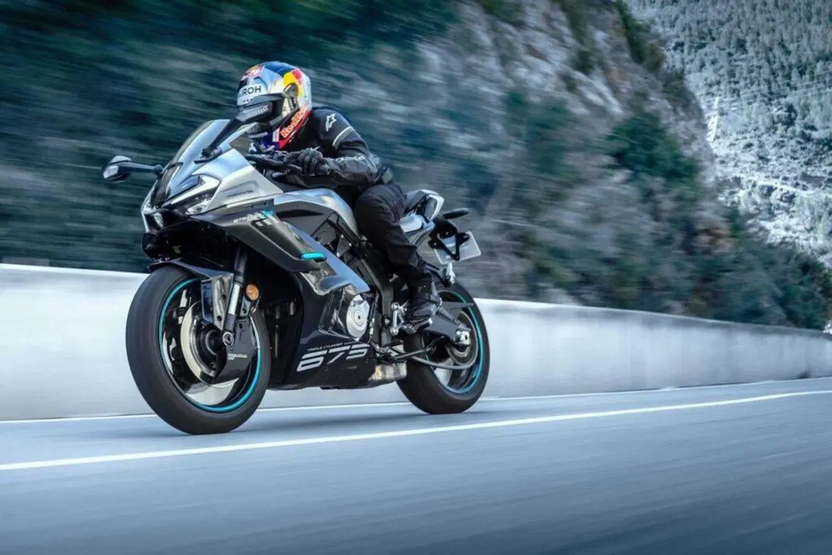 CFMOTO 675SR-R (2025 - 26) (6)