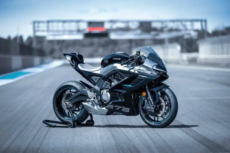 CFMOTO 675SR-R (2025 - 26) (8)