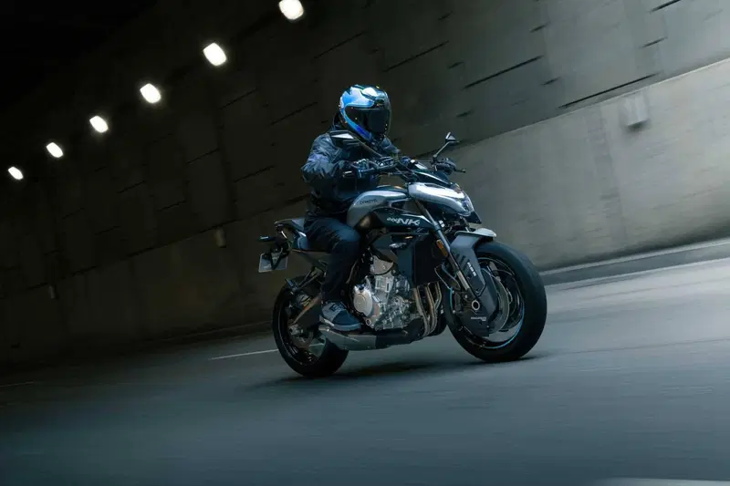 CFMOTO 675SR-R (2025 - 26) (18)