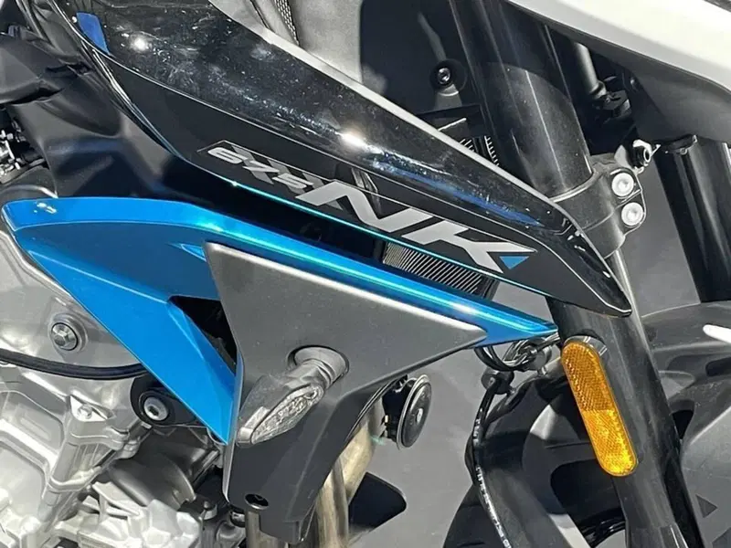 CFMOTO 675SR-R (2025 - 26) (9)