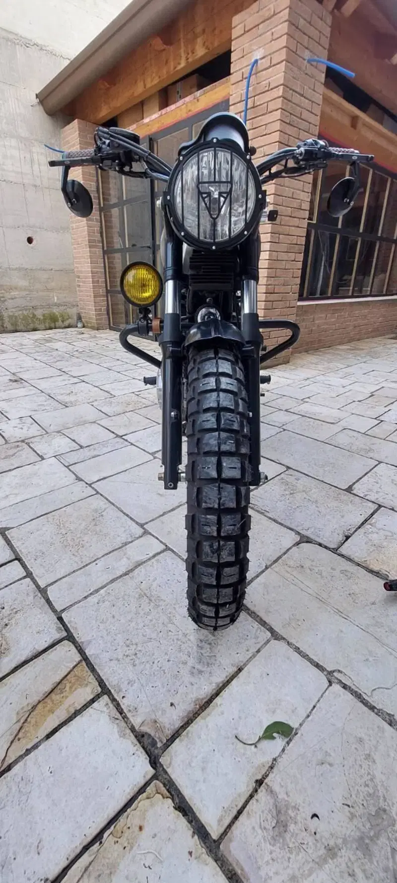 Triumph Bonneville 908 MD (3)