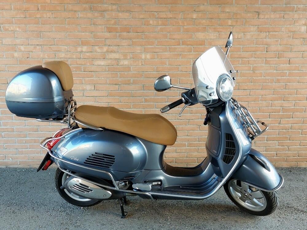 Vespa GTS 300 Touring ABS (2017 - 19)