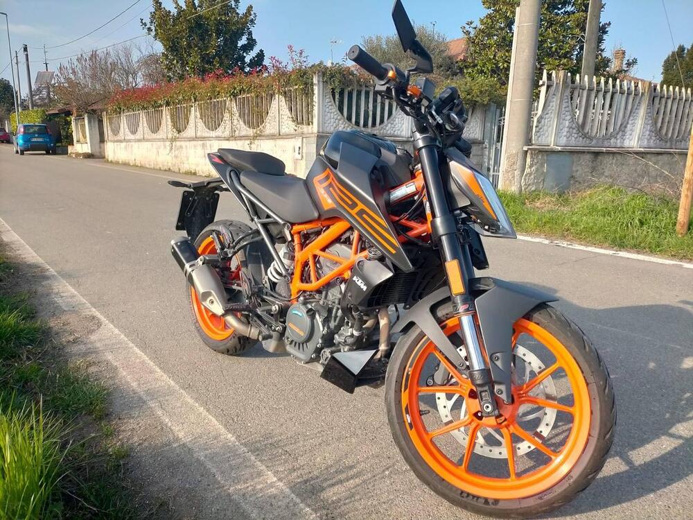 KTM 125 Duke (2021 - 23) (4)