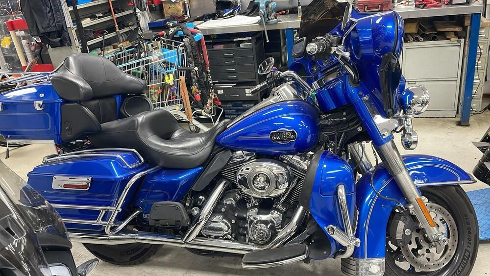 Harley-Davidson 1584 Electra Glide Ultra Classic (2007) - FLHTCU